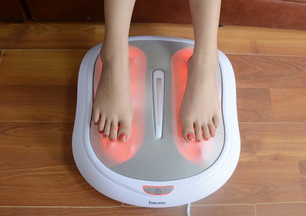  Máy massage chân Beurer FM60