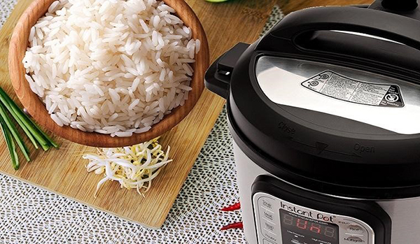 Nấu cơm bằng nồi áp suất cần chú ý đến lượng gạo được sử dụng