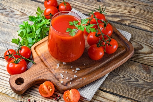 Cà chua thực phẩm từ tự nhiên an toàn tốt cho sức khỏe